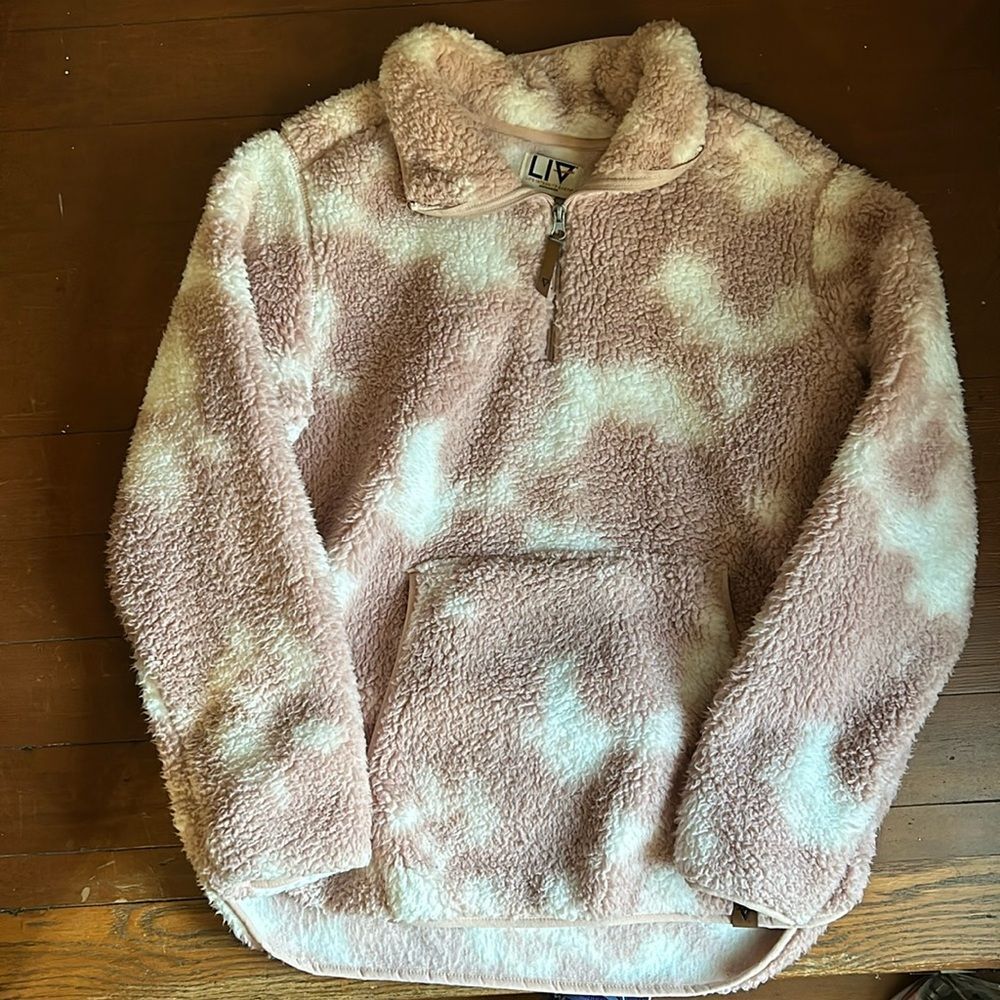 LIV Life-Integrity-Earth Comfy Pink and White Pull Over Sweater.Size Large